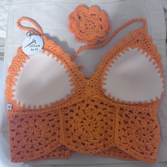 Elegant crochet Cropped Anna - Picture 3 of 7